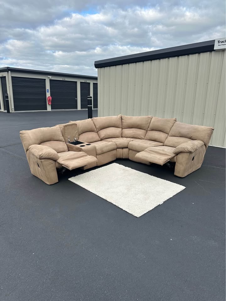Ashley Furniture Tan Sectional Couch With Recliners