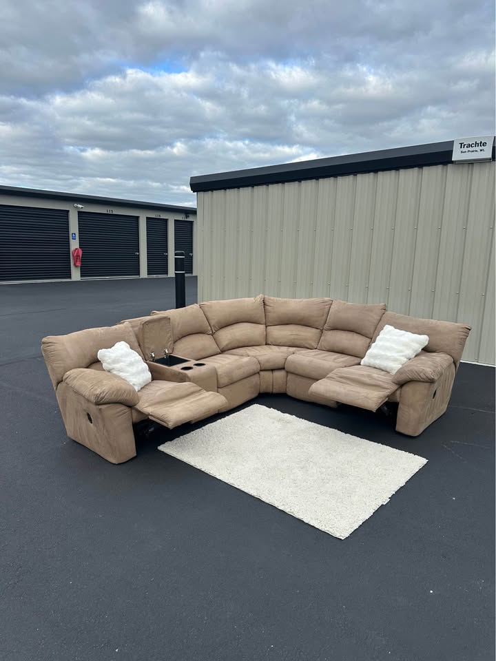 Ashley Furniture Tan Sectional Couch With Recliners