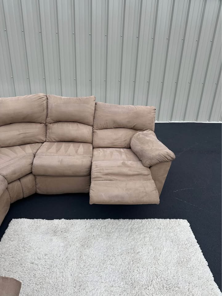Ashley Furniture Tan Sectional Couch With Recliners